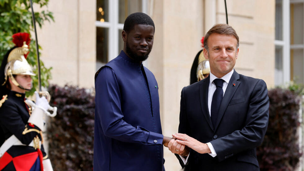 Illustration de l'article : Sénégal : la stratégie diplomatique de Bassirou Diomaye Faye, une stratégie de rupture ou de continuité ?