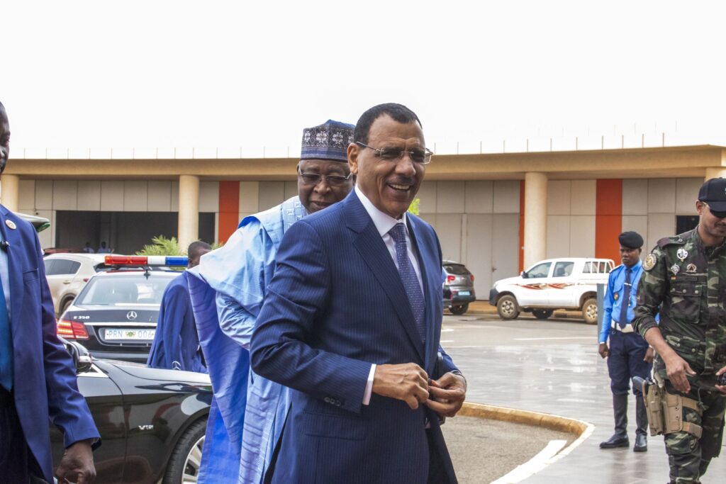 Illustration de l'article : Niger : mouvement d'humeur ou tentative de coup d'État contre Mohamed Bazoum ?